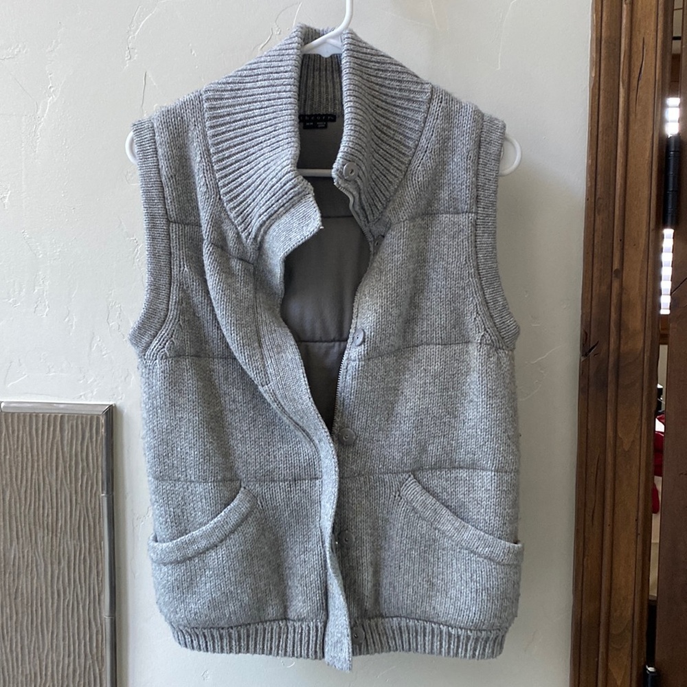 Theory women’s vest
